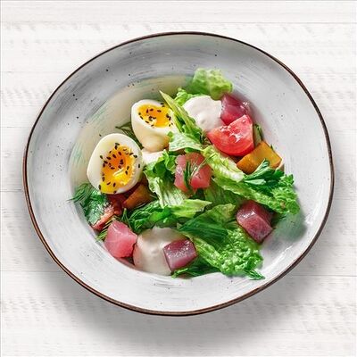 Салат с тунцом в Перчини по цене 506 ₽