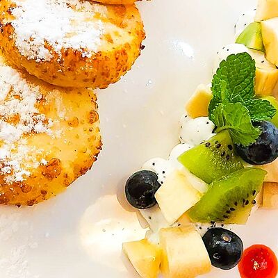 Сырники классические от Travelers Coffee (Хит сезона!) в Travelers Coffee по цене 545 ₽