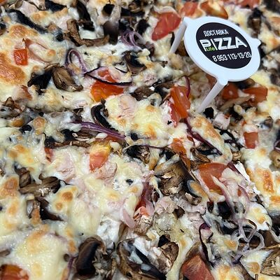 Пицца Курица-грибы в Pizza life по цене 580 ₽