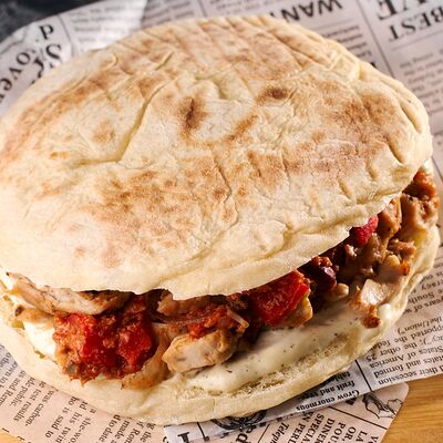 Пита Буррито в Бутер Бро по цене 443 ₽