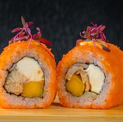 Ролл Калифорния с копченым угрем в Yellowfin by Bluefin по цене 810 ₽