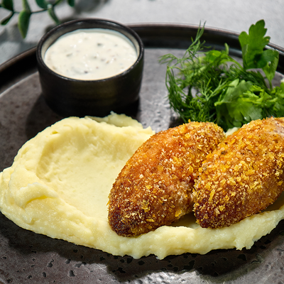 Котлеты рыбные с картофельным пюре в Гогия по цене 723 ₽