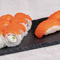 Сет Лососик в Sushi magic