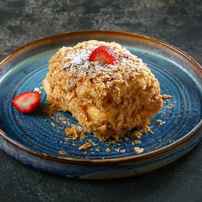 Наполеон в ЛарисуВаннуХочу по цене 450