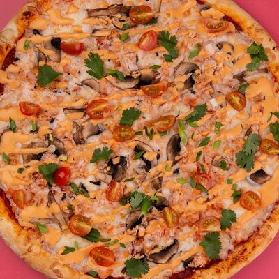 Пицца Том ям с курицей в Ями Тим по цене 1570 ₽