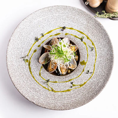 Паста с креветками и вонголе в Союз-центр по цене 779 ₽