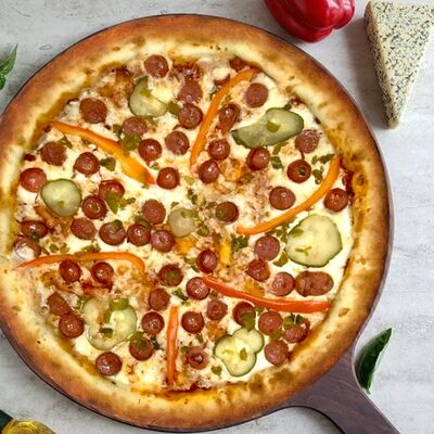 Мексиканский охотник в Cheese Board Pizza по цене 890 ₽