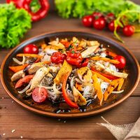 Стеклянная лапша с курицей и овощами в Бистро I Чай да кофе