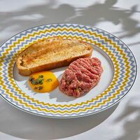 Тартар из говядины в Fiolet