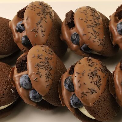 Сэндвич брауни в Pekarius по цене 349 ₽