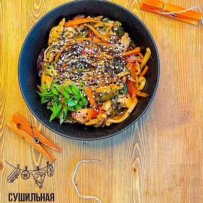 Wok с морепродуктами в Сушильная по цене 689 ₽