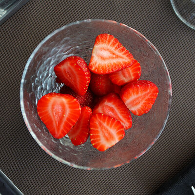 Клубника в Мясо & Рыба по цене 440