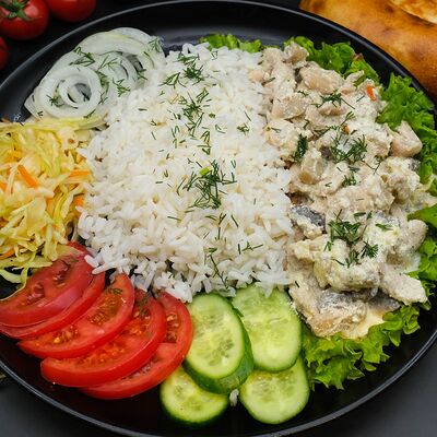 Куриное филе в сливочном соусе с рисом в AL BARAKAT по цене 480 ₽