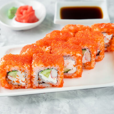Ролл Калифорния в Суши - маркет по цене 175 ₽