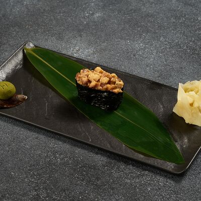 Гункан с угрем в Колхида Palace по цене 175