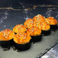 Запеченный острый с лососем в Sushki