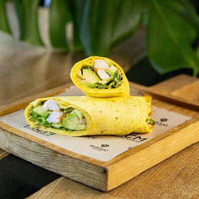 Буррито с креветками в Гриль-бар Бикью по цене 790 ₽