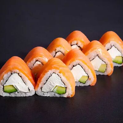 Ролл Пирамида в Мафия №1 по цене 819 ₽