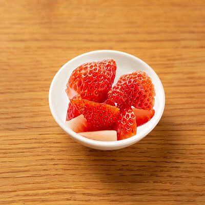 Клубника в Пока горячее по цене 180 ₽