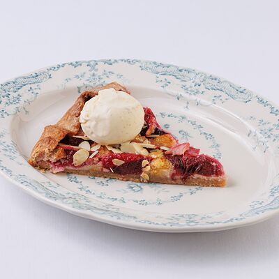 Галета сливовая в Mela по цене 600 ₽