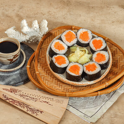 Сяке маки в Pikapika по цене 2790 ₸