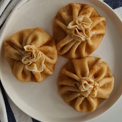 Курятина с грибами в Лори кафе по цене 730 ₽