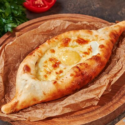Хачапури по-аджарски в Место про тесто по цене 399 ₽