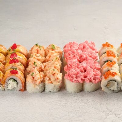 Романтика в Lasosь Sushi&Rolls по цене 2890 ₽