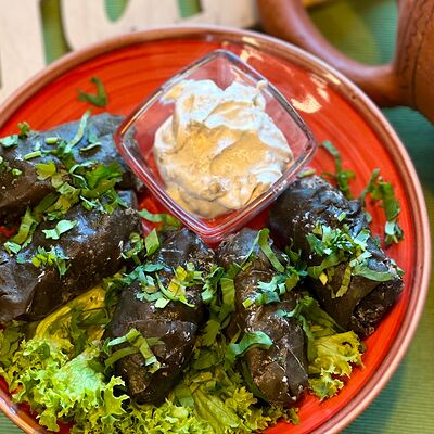 Долма в Дети Лейтенанта Шмидта по цене 390 ₽