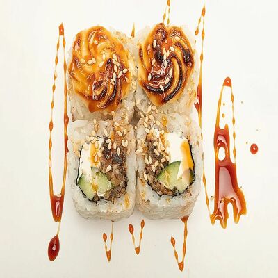 Hot roll c угрем в Roll Street по цене 230 ₽