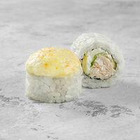 Большой ролл Запеченный с курицей в Мох