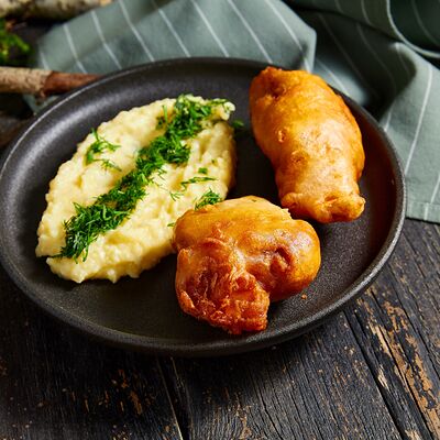 Жареный судак с картофельным пюре в ЕрмолаевЪ Охота и Рыбалка по цене 420 ₽