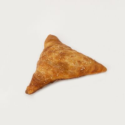 Самса с курицей в Бабушкины пирожки по цене 150 ₽