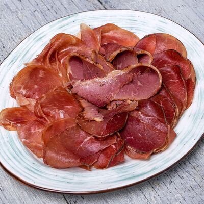 Мясное ассортив Жуир по цене 950 ₽