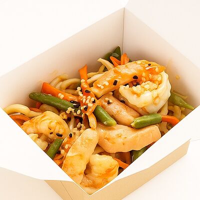 Удон с морепродуктами в Еда и Пицца по цене 840 ₽