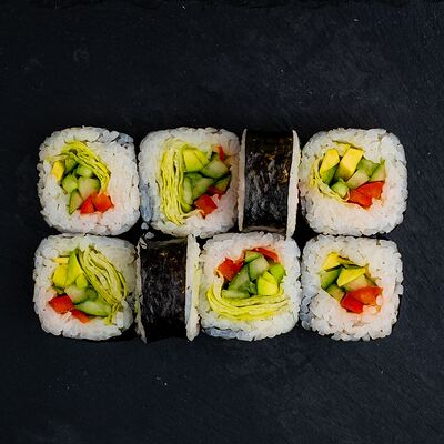 Ролл Овощной в Ичибан Sushi по цене 554 ₽