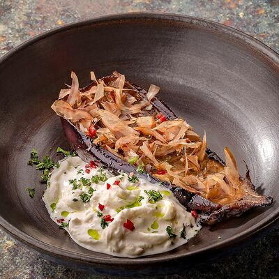 Баклажан, запеченный под соусом мисо в Ваще Огонь по цене 390