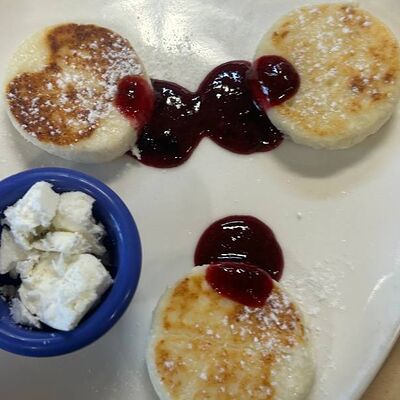 Сырники с добавками в Мятный Трюфель по цене 340 ₽