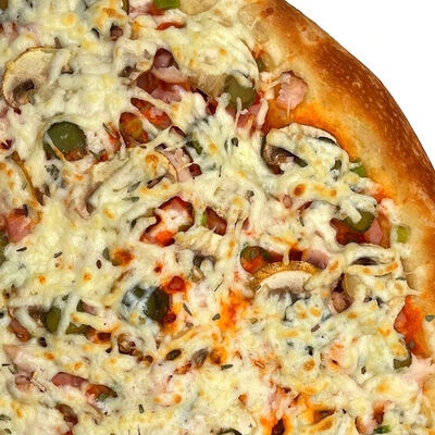 Пицца Та самая в Эби Суши по цене 950 ₽