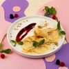 Блинчики со сметаной и ягодным соусом в Monkey pub по цене 350