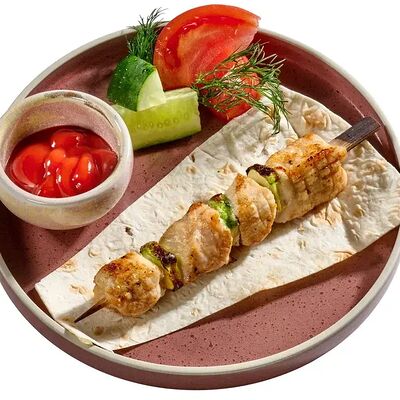 Шашлычок из курицы с овощами в Мадлоби по цене 410 ₽