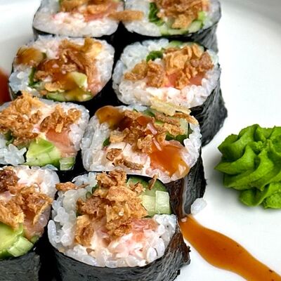 Ролл с крабом в Crystal по цене 900 ₽