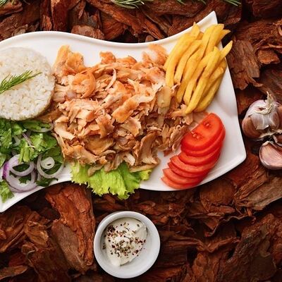 На тарелке с курицейв Best Dener по цене 485 ₽