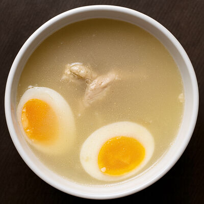 Куриный бульон с яйцом в Бибирево по цене 150 ₽