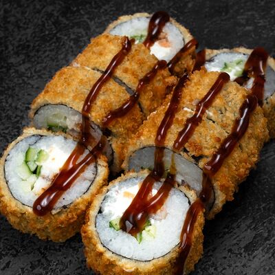 Ролл Темпура Угорь-Лосось в OK PIZZA по цене 702 ₽