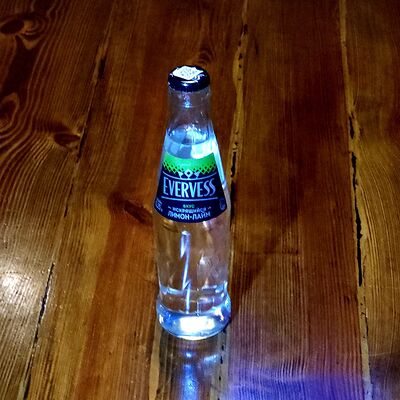 Лимонад Evervess Искрящийся Лимон-Лайм в Серебряная Fabrika по цене 180 ₽