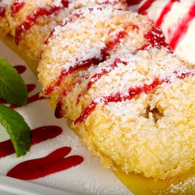 Яблоко в темпуре в Мансарда по цене 350 ₽