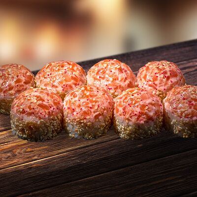 Ролл с острым лососем и крабом в Суши Рай по цене 850 ₽