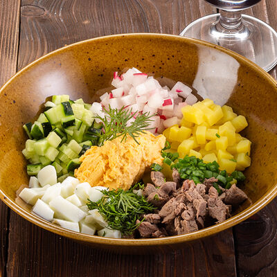 Бизнес-ланч Окрошка с филе индейки в Колбасофф по цене 190