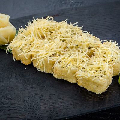 Четыре Сыра теплый ролл в Чайхона №1 Братьев Васильчуков по цене 355 ₽